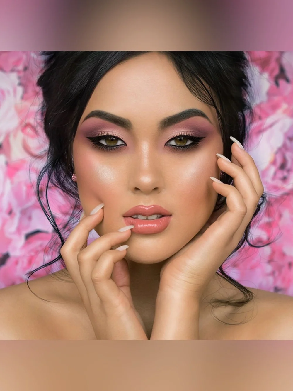 BYS 12pc Tin Eyeshadow Palette Bloom